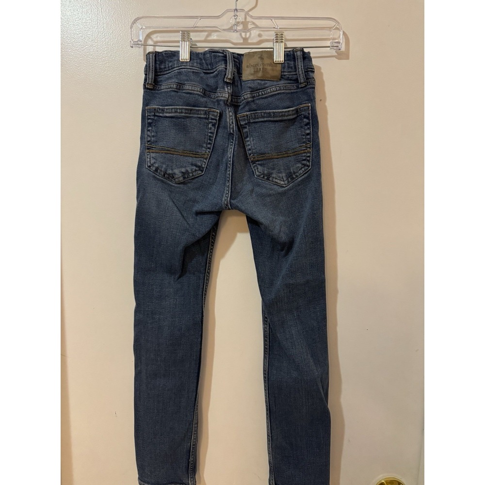 Abercrombie Kids Boys Skinny Blue Denim Jeans Medium Wash Size 9/10 Slim - Picture 2 of 3